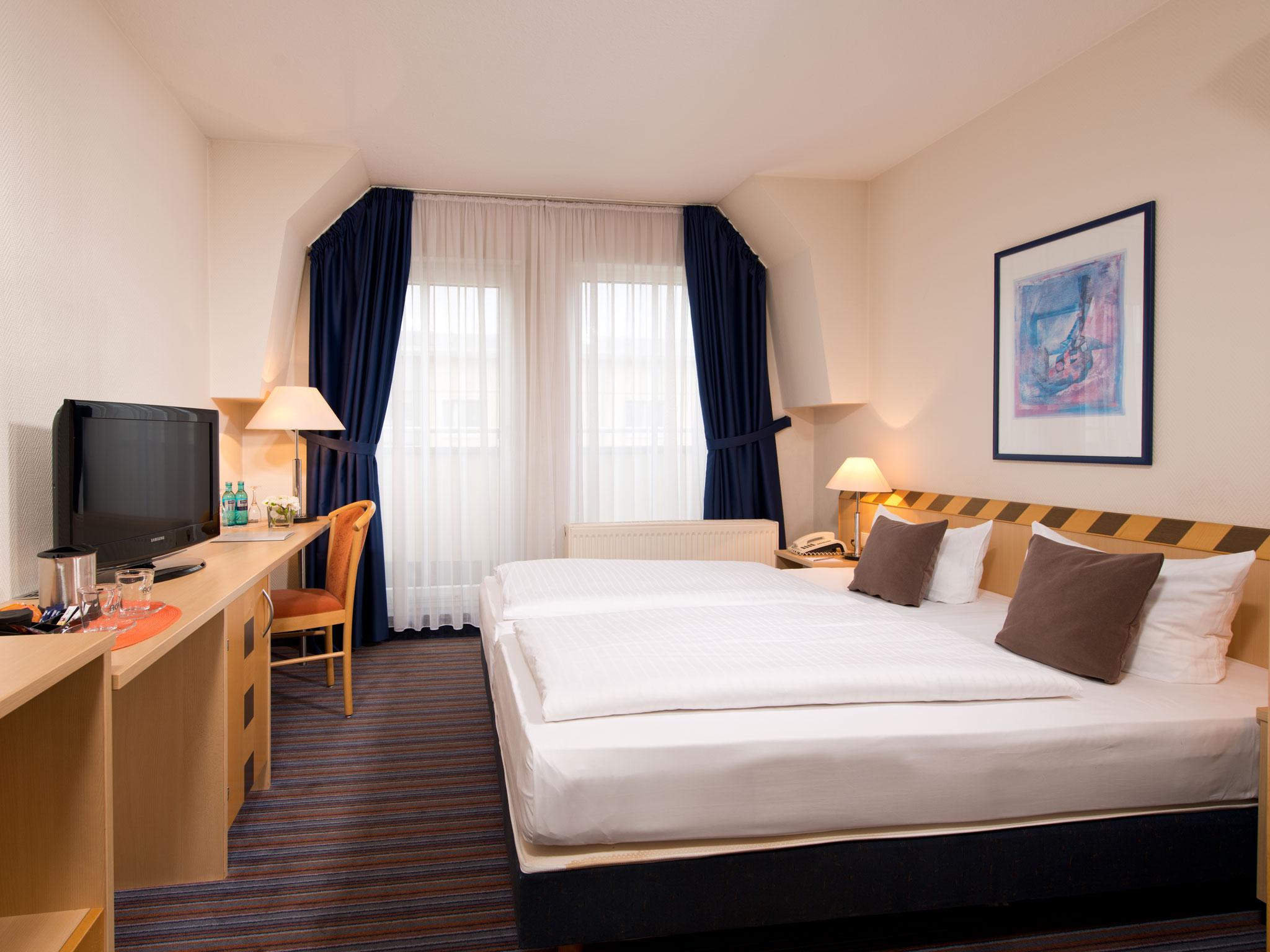 Achat Hotel Dresden Elbufer Εξωτερικό φωτογραφία