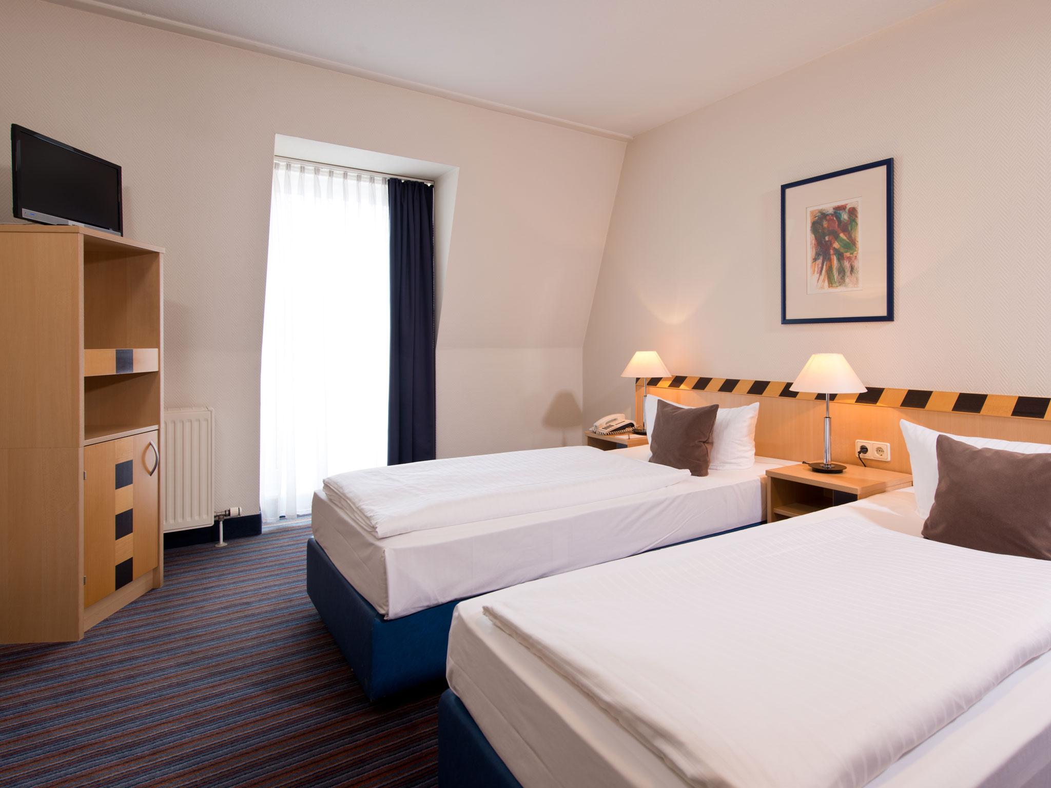 Achat Hotel Dresden Elbufer Εξωτερικό φωτογραφία